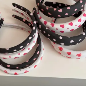 Diadema de tela con motivo de corazones estilo coreano, accesorios de cabello para mujeres.
