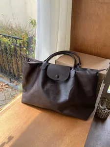 Grosse Kapazitaet Pendler Shopper Handtasche schwarze Tasche Kurze Reise Tasche leicht