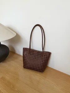 Sac cabas fourre-tout en cuir tressé marron chic pour femme élégant tendance