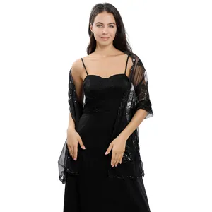 Élégant châle transparent noir brodé de sequins pour soirée de mariage ou fête habillée.