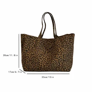 Korean niche leopard print canvas tote bag, large capacity casual shoulder bag for women detail.