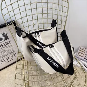 Oxford cloth shoulder bag detail, casual dumpling crossbody design with black strap.