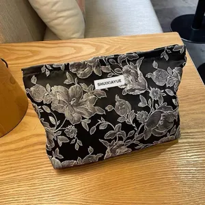 Schwarze florale Jacquard Kosmetiktasche tragbare grosse Make-up Aufbewahrungstasche