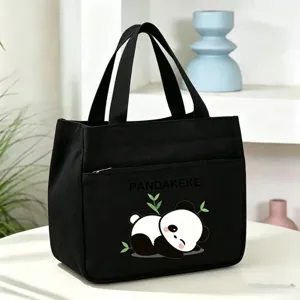 Vista detallada de una bolsa de almuerzo de lona negra con lindo diseño de panda para oficina.