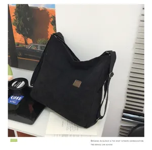 Sac a bandouliere en velours cotele style japonais, grand cabas fourre-tout noir pour etudiants