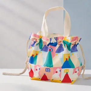 Sac bento en toile mignon avec imprimé de maison de dessin animé coloré et cordons.