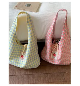 Japanese sweet style plaid canvas tote bag, large capacity casual student shoulder bag.