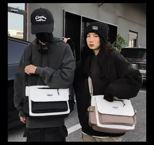 Korean style nylon messenger bag, large capacity casual shoulder bag for daily use.