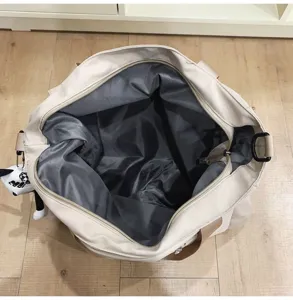 Grosse Kapazitaet Segeltuch Tasche Innenraum Detail Ansicht, laessige Umhaengetasche.