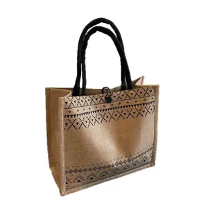 Fashionable jute tote bag literary commuting handbag for women with black handles