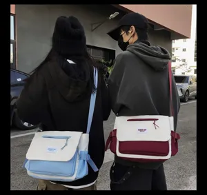 Korean style nylon messenger bag, large capacity casual canvas crossbody bag for students.