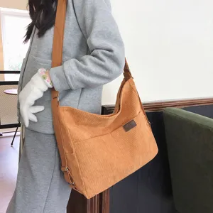 Sac bandoulière en velours côtelé style japonais grande capacité fourre-tout chic