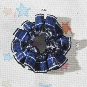 Mini scrunchie a quadri blu nero accessorio per capelli di bambola piccoli volant in stoffa