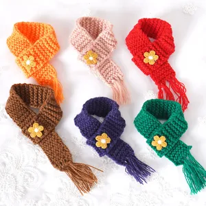 Mini Gebreide Poppensjaal Kwastje Nekwarmer Met Gele Bloem Decoratie Voor Katoenen Poppen Pluche Speelgoed Kleding Accessoire Gebreide Garen Sjaal