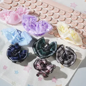 Mini gonne in tulle per bambole colorate con fiocchi carini, perfetti accessori per vestire.