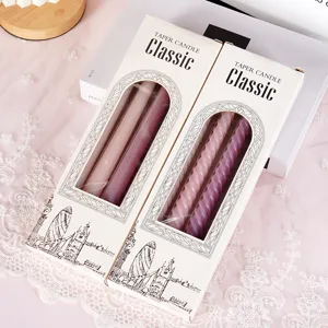 Vista dettagliata di candele coniche sfumate Morandi 30cm in confezione regalo nozze.