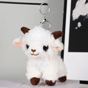 Portachiavi in peluche di pecorella di cartone animato, morbida bambola di agnello.