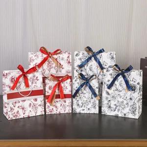 Sac Cadeau en Carton Blanc Laminé Floral Rétro avec Nœud en Ruban pour Fête Mariage Emballage de Cadeau de Vacances