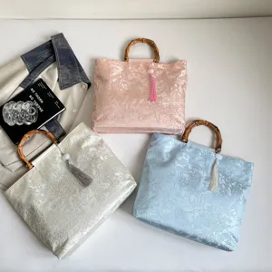 Sac cabas jacquard de style chinois avec poignée en bambou et pompon, grand sac.