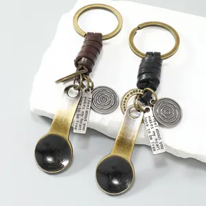 Retro Metalen Lepel Sleutelhanger Gegraveerde Hanger Gevlochten Koeienhuid Leren Koord Sleutelring Auto Broek Ketting Houder Ornament