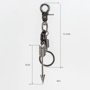 Detailed view of the vintage alloy arrow keychain with size dimensions and weight display.