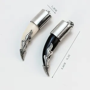 Colgante de diente de lobo de resina gótica retro joyería collar estilo punk 5.6cm
