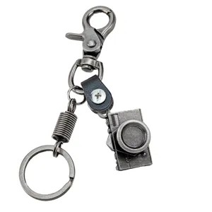 Llavero Colgante de Camara Retro Aleacion de Metal Correa de Cuero Anillo de Llave Bolso Vintage Ornamento Colgante Para Llaves de Coche Hombres Mujeres