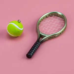Miniatura racchetta da tennis e ciondolo pallina da tennis accessorio casa delle bambole