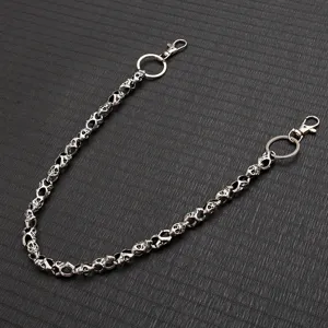 Retro punk skull metal wallet chain hip-hop jeans chain keychain detailed view showcase.