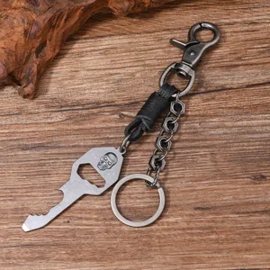 Handgemaakte metalen schedel sleutelhanger retro punk stijl auto hanger taille ketting decoratie.