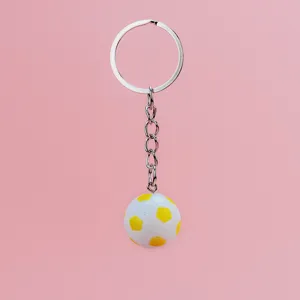 Porte-clés mini ballon de football, pendentif souvenir créatif pour les fans et usage quotidien.