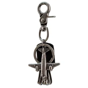 Porte-clés avion en métal vintage, finition argent antique, accessoire rétro pour sac et clés.