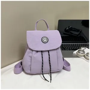 Mini sac à dos décontracté minimaliste de style coréen pour femmes, sac uni léger.