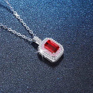 Collier pendentif en argent sterling 925 avec pierre rouge et zircone éclatant pour femmes