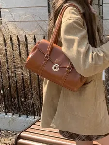 Retro vintage underarm briefcase tote bag for women, stylish simple commuting shoulder handbag.