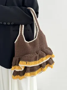 Handgefertigte Strick-Tragetasche, lässige Rüschen-Umhängetasche, geräumige Damen-Pendler-Beuteltasche.