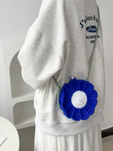 Handmade crochet flower crossbody bag wool knit sunflower shoulder bag for women detail view