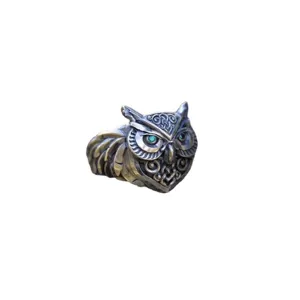 Anello gufo intagliato vintage per uomo e donna, gioiello in lega animale gotico retro.