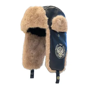 Chapeau ushanka d'hiver cuir PU chaud avec oreillettes fausse fourrure pour ski extérieur.