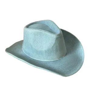 Retro denim cowboyhoed met brede rand en hartkroon ontwerp, stijlvolle zonbescherming hoed.