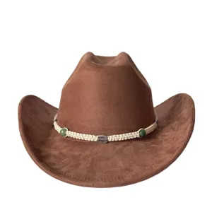Cappello da cowboy occidentale in camoscio marrone con nastro intrecciato e perline eleganti.