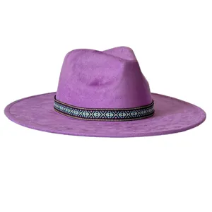 Chapeau fedora violet à large bord bande tissée ethnique rétro daim jazz style détail