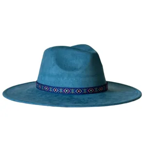 Retro blauwe fedora hoed met brede rand en geometrische patroonband, stijlvolle vilten hoed.