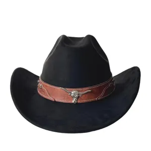 Cappello da cowboy western rétro in camoscio nero con fascia in pelle e teschio di toro.