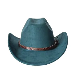 Dettagli del cappello da cowboy western in camoscio verde scuro con fascia in pelle.