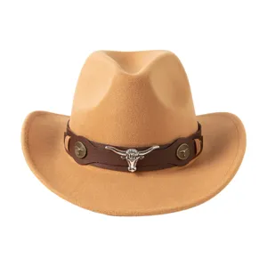 Chapeau de Cowboy Occidental Vintage pour Hommes Femmes Coton Large Bord Fedora Chapeau Jazz Britannique Avec Ceinture Tête de Taureau Plume Décor