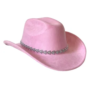 Cappello da cowboy western in camoscio rosa con fascia di fiori in strass per feste e festival.
