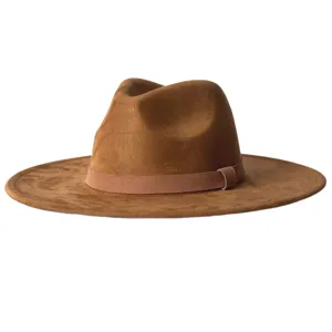 Chapeau fedora marron a larges bords en faux suede style retro pour femme et homme elegant.