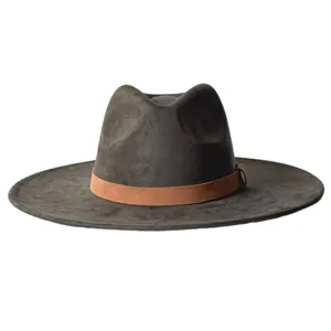 Vue détaillée du chapeau fedora vintage gris foncé à large bord avec bande en cuir.
