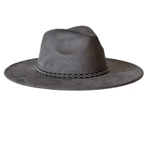 Chapeau fedora gris à large bord en suédine style rétro, chapeau de jazz élégant avec bande clouée.